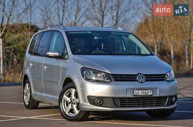 Минивэн Volkswagen Touran 2011 в Виннице