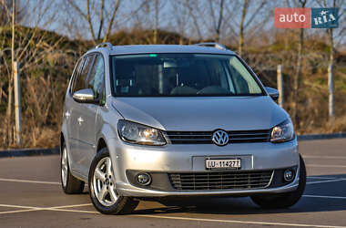 Минивэн Volkswagen Touran 2011 в Виннице