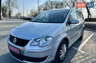 Минивэн Volkswagen Touran 2008 в Виннице