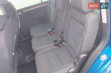 Минивэн Volkswagen Touran 2006 в Кагарлыке