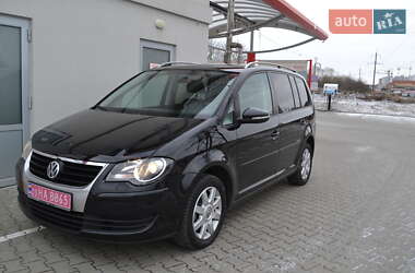 Минивэн Volkswagen Touran 2009 в Виннице