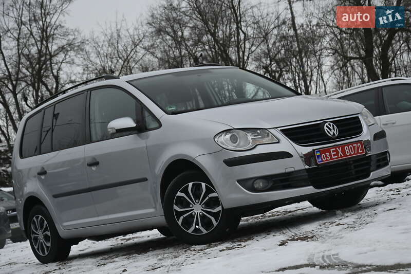 Минивэн Volkswagen Touran 2008 в Бердичеве