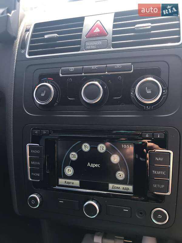 Минивэн Volkswagen Touran 2015 в Киеве