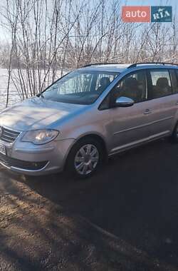 Volkswagen Touran 2010 Volkswagen Touran 2010