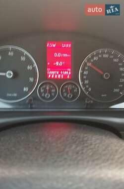 Минивэн Volkswagen Touran 2010 в 