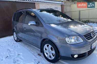 Мінівен Volkswagen Touran 2006 в Одесі