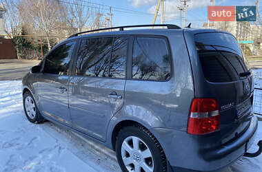 Мінівен Volkswagen Touran 2006 в Одесі