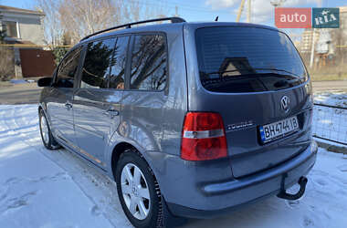 Мінівен Volkswagen Touran 2006 в Одесі