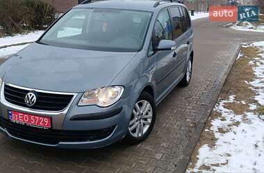 Мінівен Volkswagen Touran 2007 в Луцьку