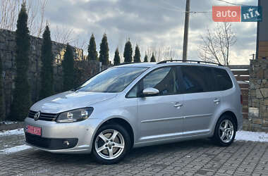 Минивэн Volkswagen Touran 2013 в Стрые