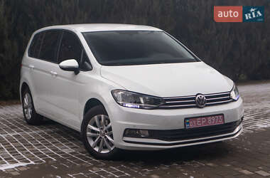 Volkswagen Touran 2016