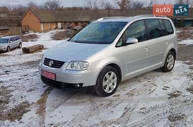 Минивэн Volkswagen Touran 2004 в Виннице