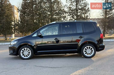 Мінівен Volkswagen Touran 2011 в Володимирі