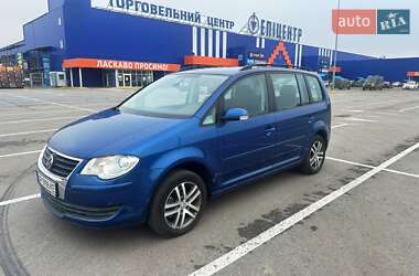 Мінівен Volkswagen Touran 2008 в Запоріжжі