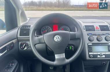 Мінівен Volkswagen Touran 2008 в Запоріжжі