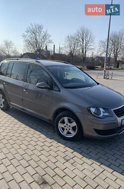 Volkswagen Touran 2010