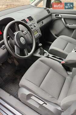 Минивэн Volkswagen Touran 2004 в 