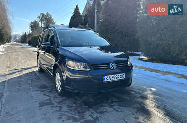 Volkswagen Touran 2011