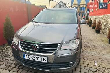 Мінівен Volkswagen Touran 2008 в Королеві