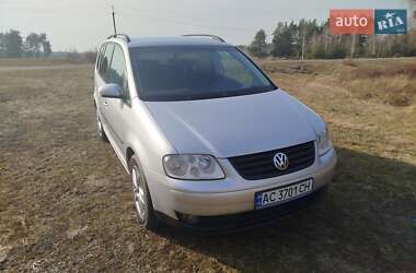 Минивэн Volkswagen Touran 2003 в Ратным