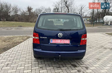 Минивэн Volkswagen Touran 2006 в 