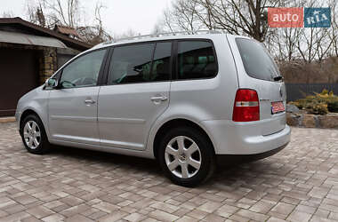 Минивэн Volkswagen Touran 2004 в Виннице