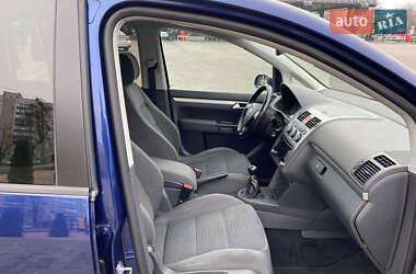 Минивэн Volkswagen Touran 2008 в 