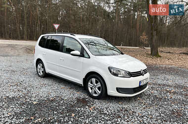 Минивэн Volkswagen Touran 2012 в 