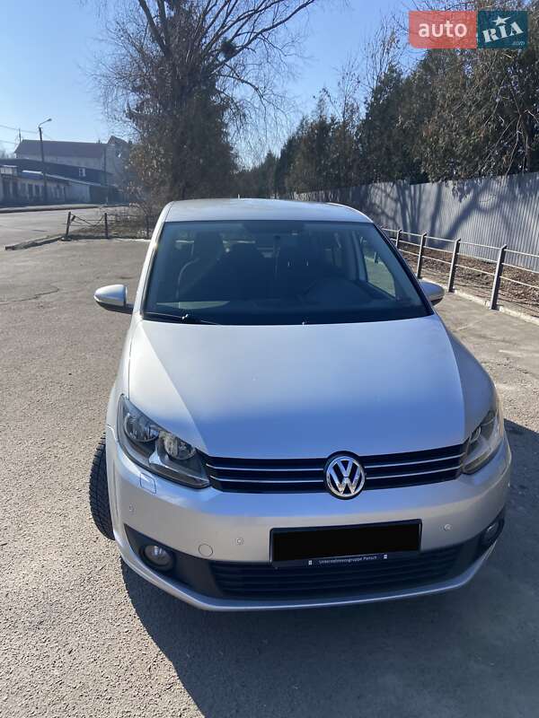 Мінівен Volkswagen Touran 2013 в Львові