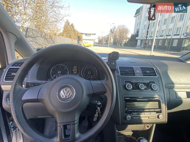 Мінівен Volkswagen Touran 2013 в Львові