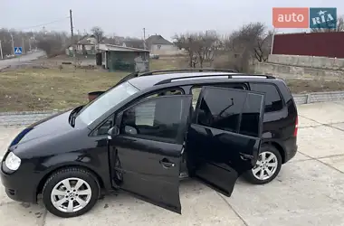 Volkswagen Touran 2003