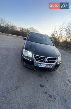 Минивэн Volkswagen Touran 2007 в Бродах