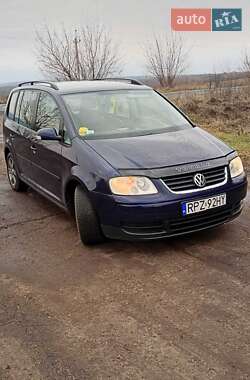 Мінівен Volkswagen Touran 2004 в 