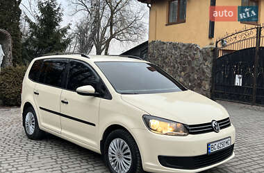 Минивэн Volkswagen Touran 2011 в 