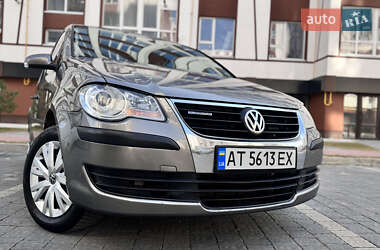 Мінівен Volkswagen Touran 2008 в Івано-Франківську