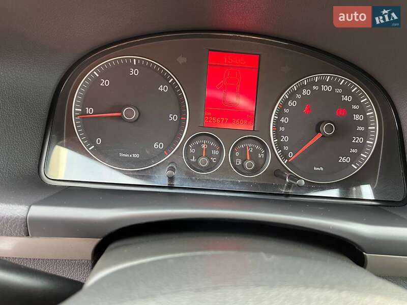 Мінівен Volkswagen Touran 2009 в Вінниці
