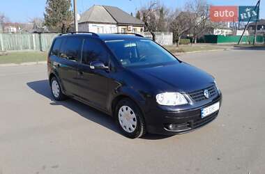 Мінівен Volkswagen Touran 2004 в Черкасах