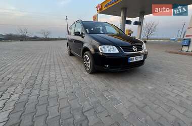 Мінівен Volkswagen Touran 2005 в Кілії