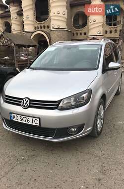 Минивэн Volkswagen Touran 2013 в Хусте