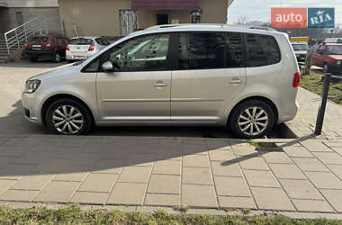 Минивэн Volkswagen Touran 2013 в 