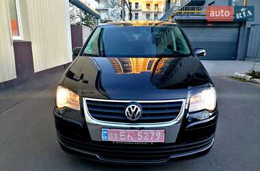 Мінівен Volkswagen Touran 2009 в Одесі