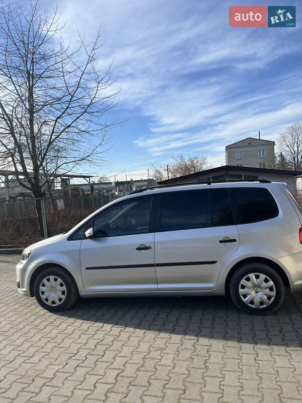 Минивэн Volkswagen Touran 2014 в Тернополе