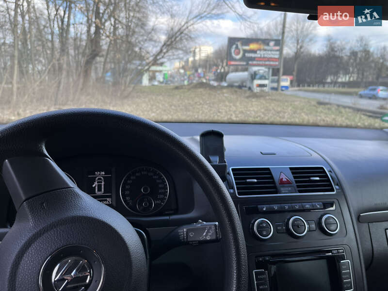 Минивэн Volkswagen Touran 2014 в Тернополе