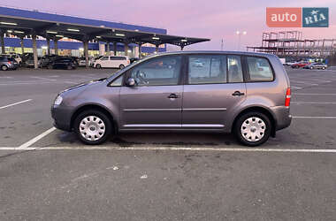 Минивэн Volkswagen Touran 2005 в Киеве