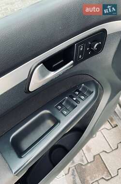 Минивэн Volkswagen Touran 2007 в 