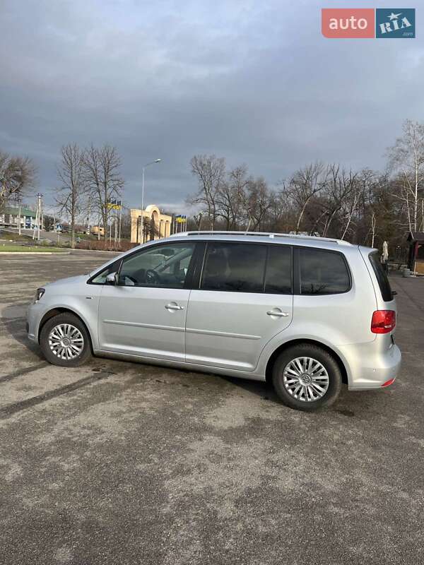 Минивэн Volkswagen Touran 2013 в Краматорске