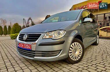 Мінівен Volkswagen Touran 2008 в Шепетівці