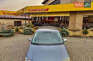 Мінівен Volkswagen Touran 2008 в 