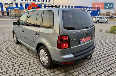 Мінівен Volkswagen Touran 2008 в 