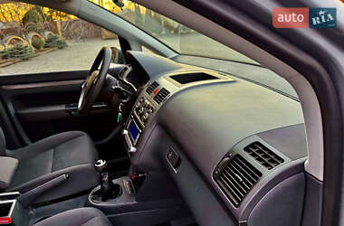Мінівен Volkswagen Touran 2008 в 